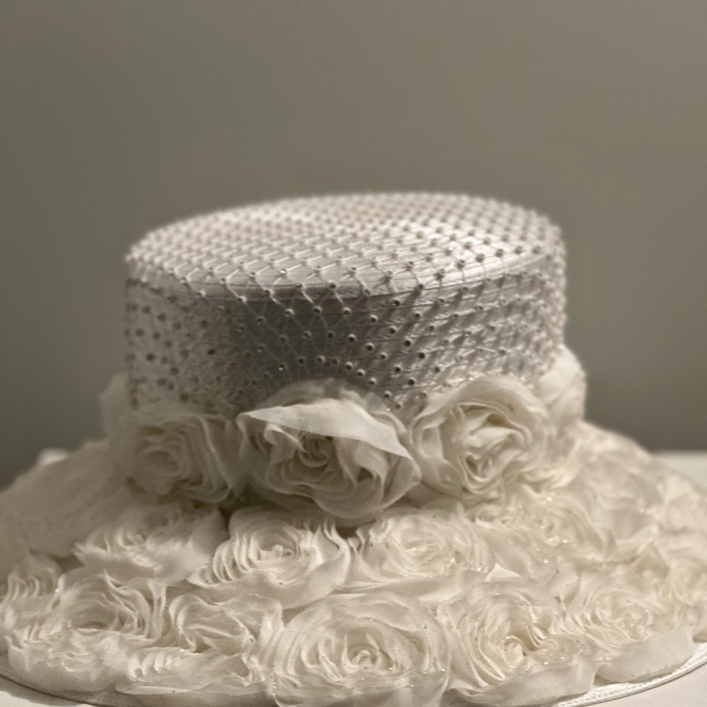 Elegant White Floral Women's Hat